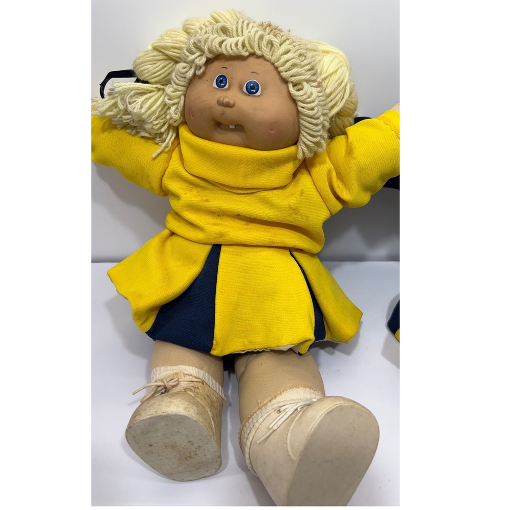 Vintage Cabbage Patch Kids Coleco Cheerleader Dolls Xavier Roberts 1985 Pair - Picture 9 of 10